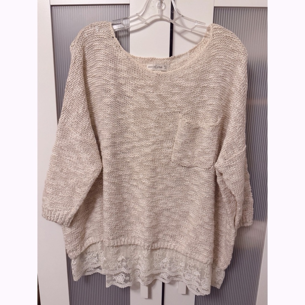 Abercrombie & Fitch Cream Knit Sweater with Lace Hem Quarter Sleeves